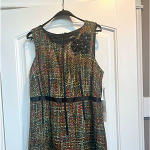 Oleg Cassini shift dress. Lord & Taylor.